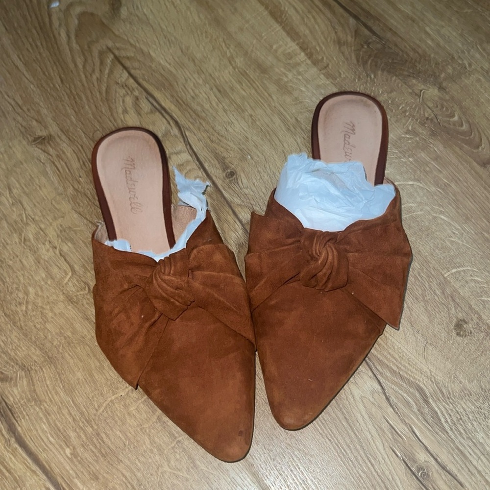 Madewell suede bow flat mules size 8.5